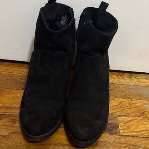Old Navy Black Ankle Boots